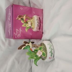 Tiny Wings musical figurine